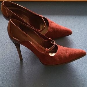 Tods Suede and Patent Leather Pumps